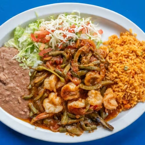 Camarones Con Nopalitos.