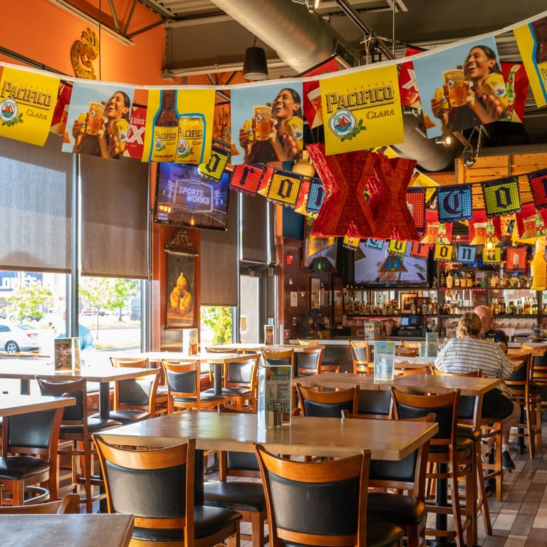 A Family-Friendly Dining Experience 🏡